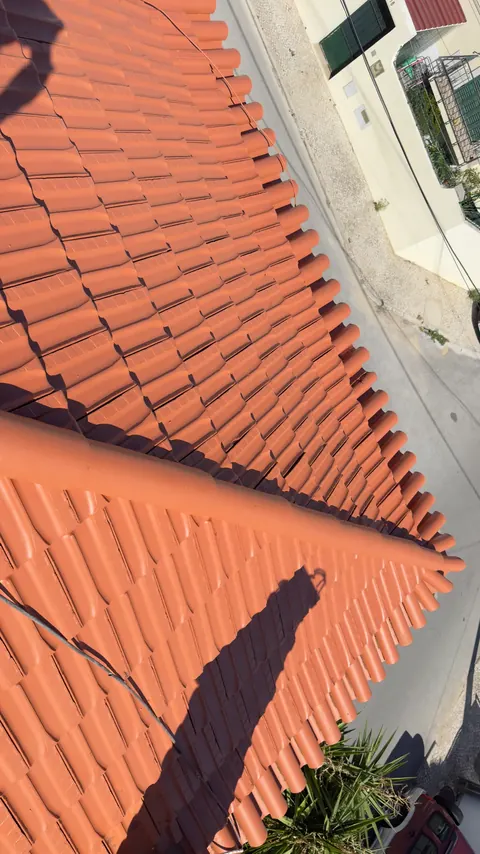 Cobertura com telhas cerâmicas